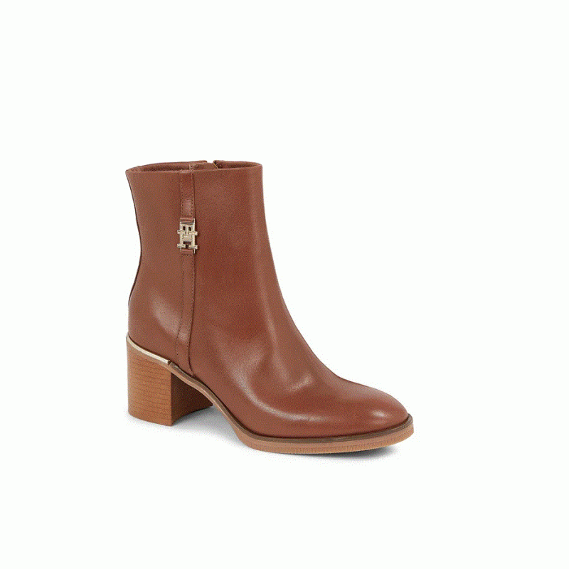 FW0FW07539 FEMININE TH HARDWARE MID BOOTIE TAUPE TOMMY HILFIGER 