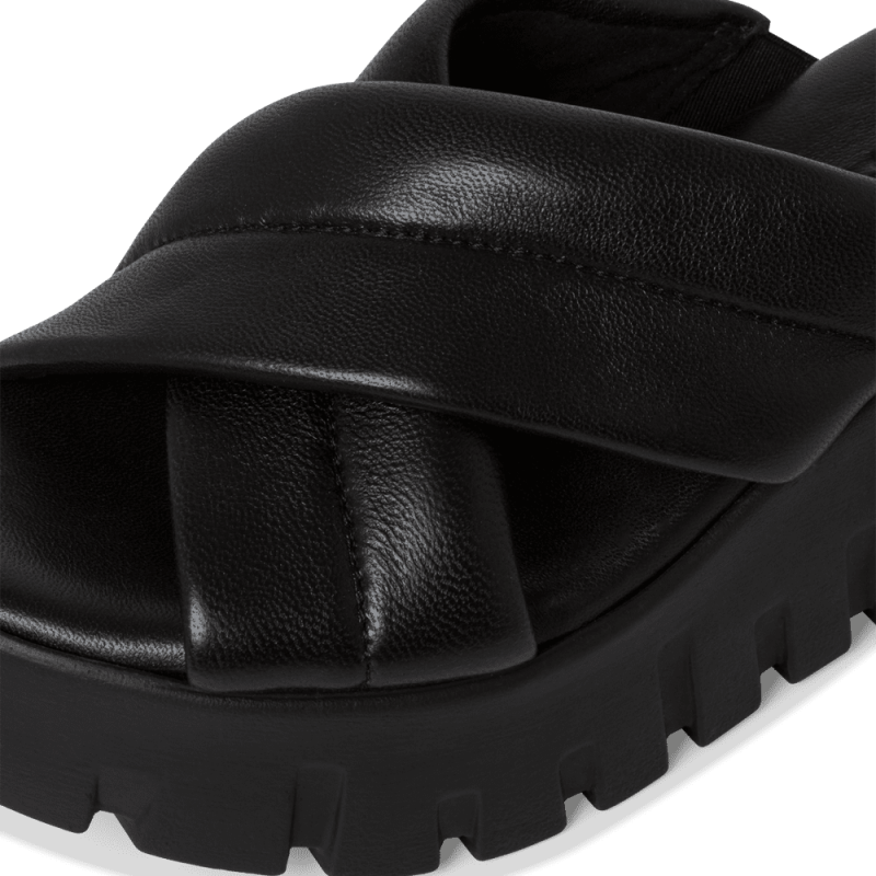 1-27235-42 BLACK TAMARIS 