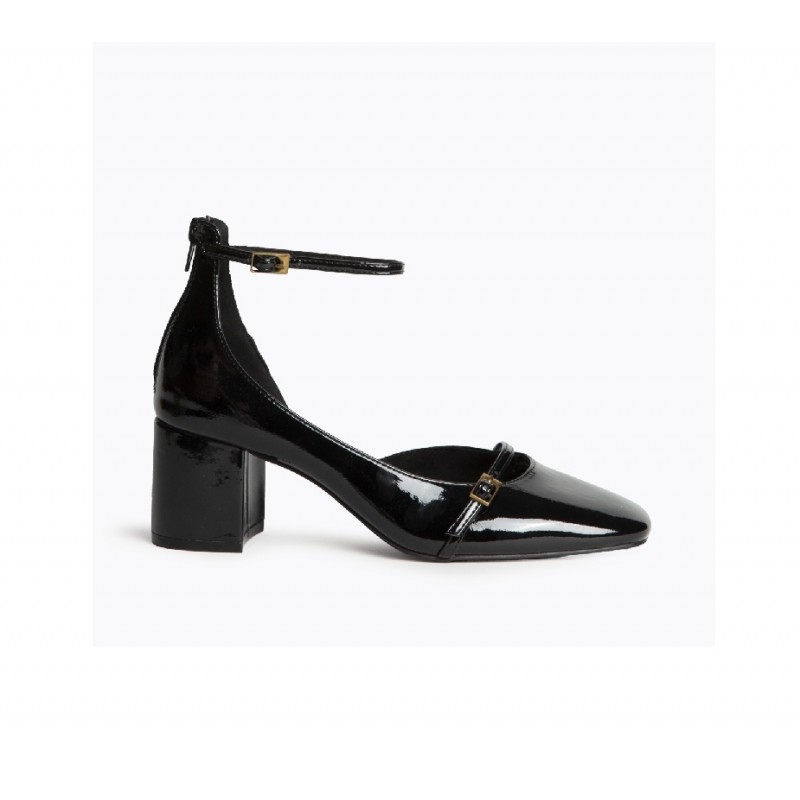 5750 CORINA 
