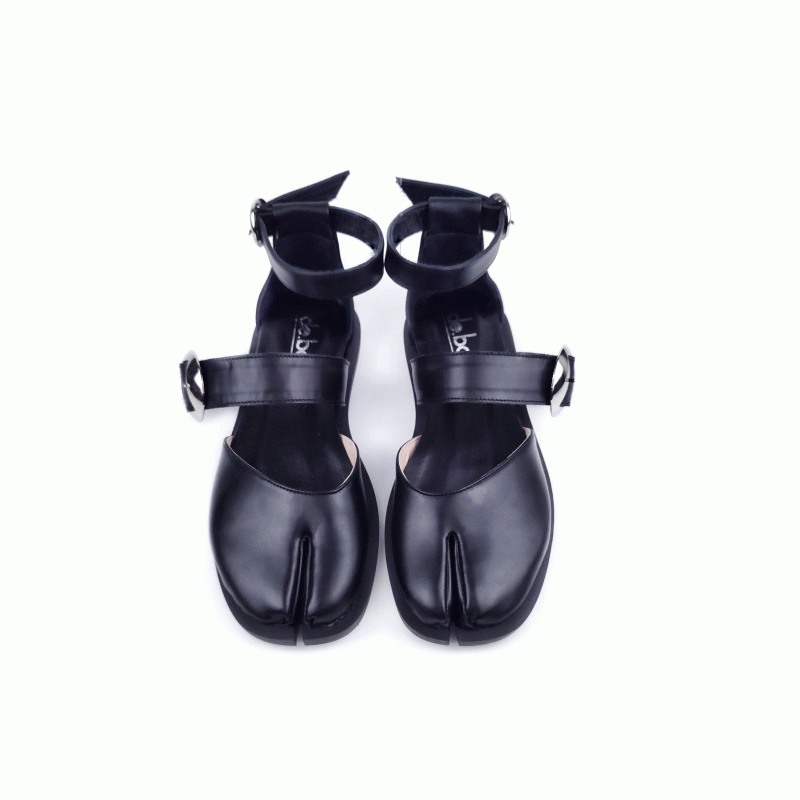 KEIKO TABI BLACK LEATHER RUBBER FLATS DEBOUR 