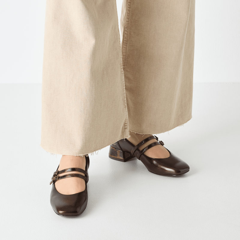 1-22318-43 BROWN COMB TAMARIS